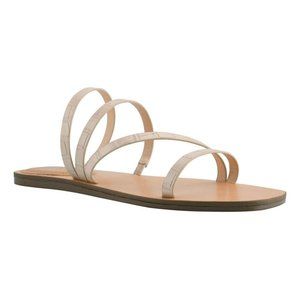 New Marc Fisher sandals Beige Croc-Embossed vegan leather Sandal Women 8 M